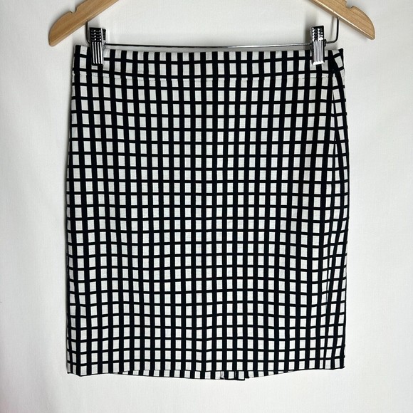 NWT J Crew The Pencil Skirt Size P2 Petite Black White Check Stretch E7853